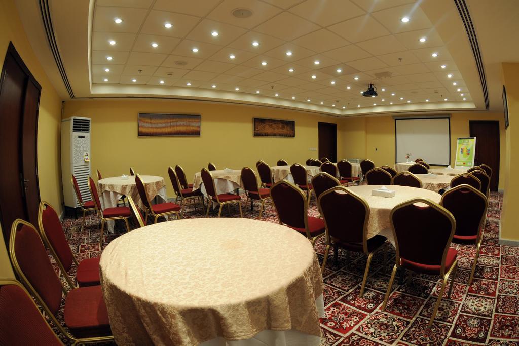 Hala Hotel Ель-Хубар Екстер'єр фото