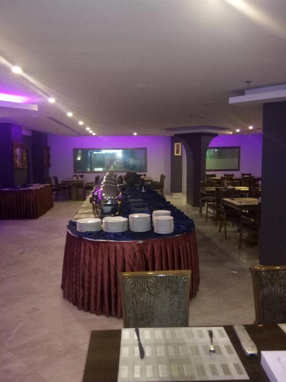Hala Hotel Ель-Хубар Екстер'єр фото
