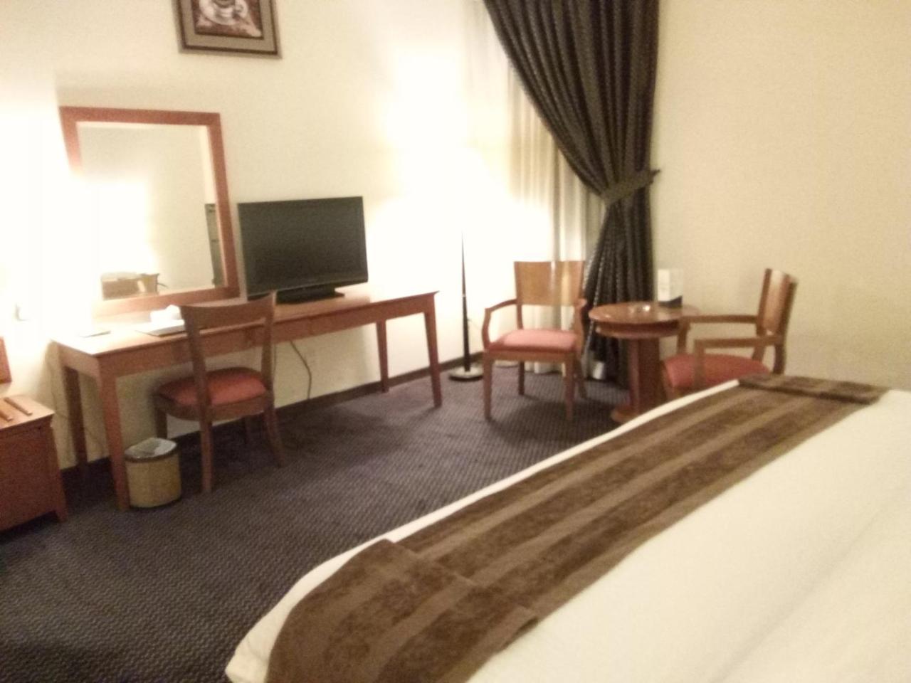 Hala Hotel Ель-Хубар Екстер'єр фото